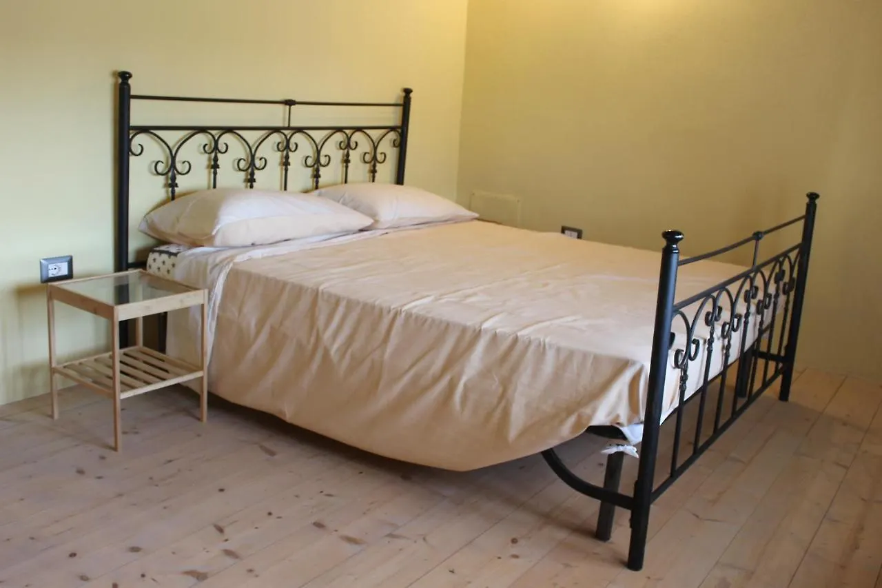 Bed & Breakfast Sa Domu Beccia B&B Uras