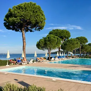 **** Parco vacanze Le Corti Del Italia