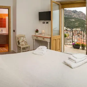 Aria Ona Villagrande Strisaili