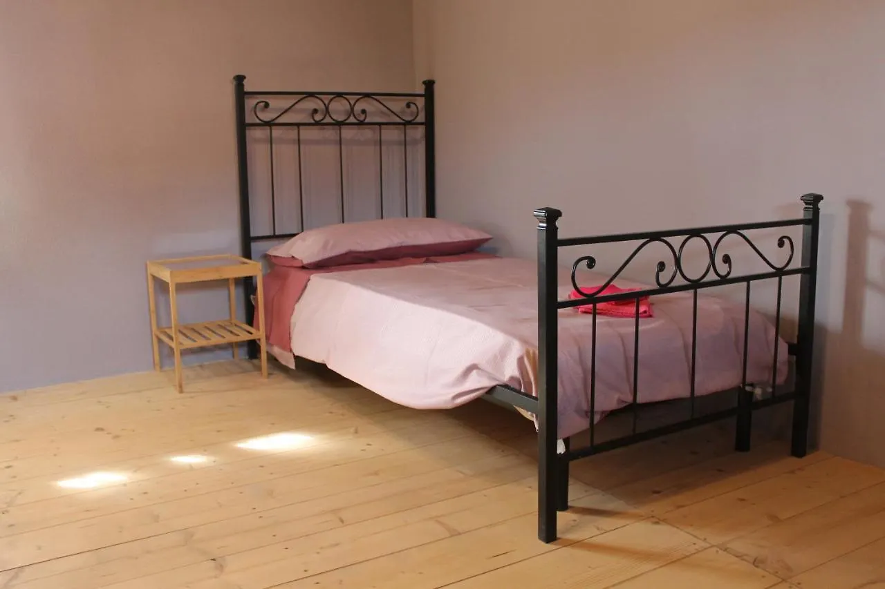 Sa Domu Beccia B&B Uras Италия